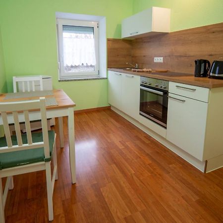 Monteur-/ Arbeiter-Apartment_ Wohnung 4 Memmingen Bagian luar foto
