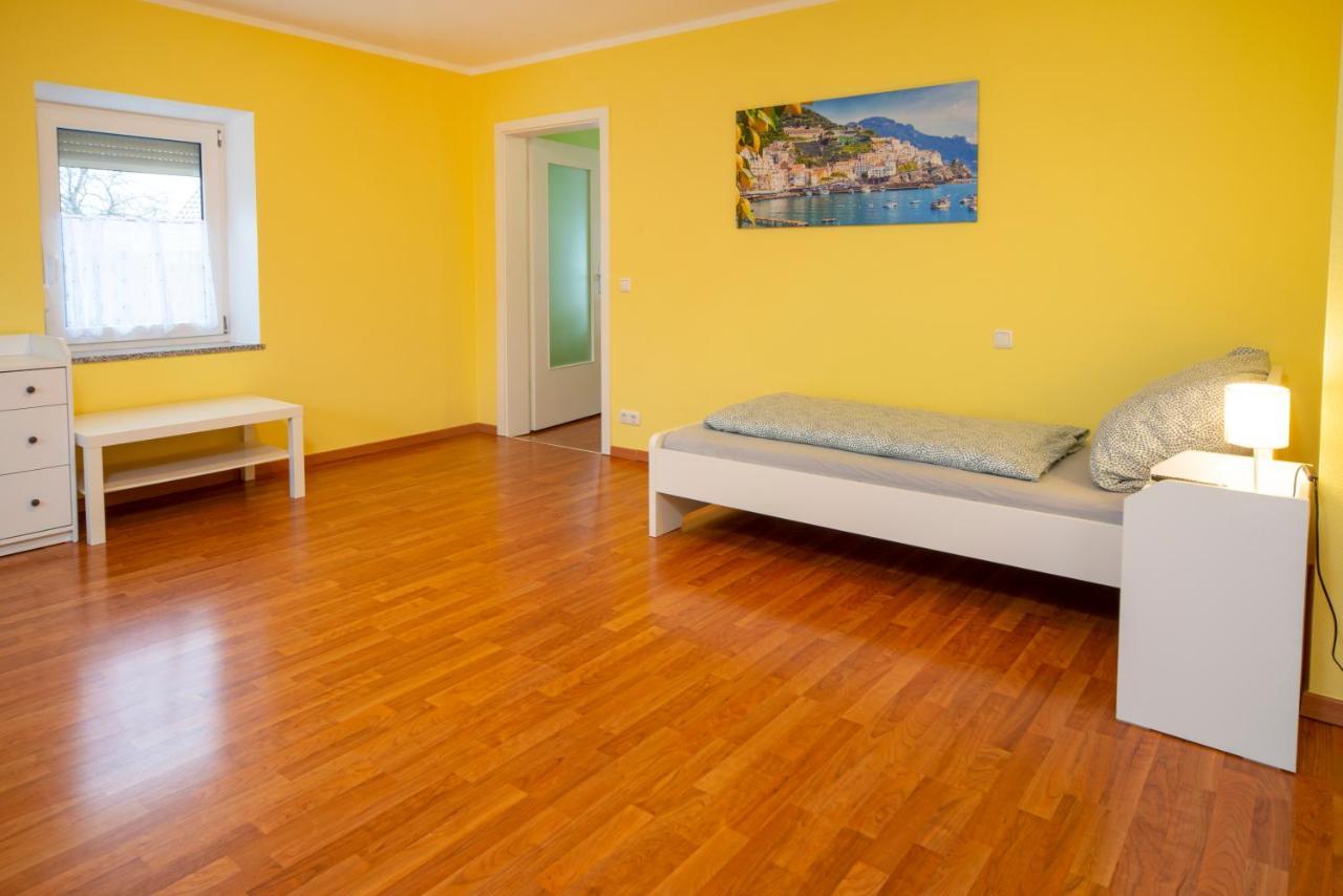 Monteur-/ Arbeiter-Apartment_ Wohnung 4 Memmingen Bagian luar foto